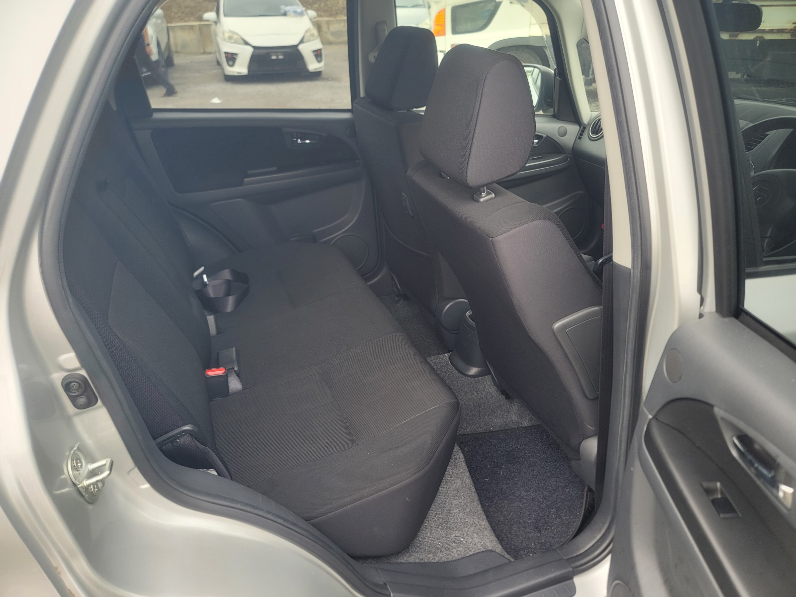 2009 SUZUKI SX4