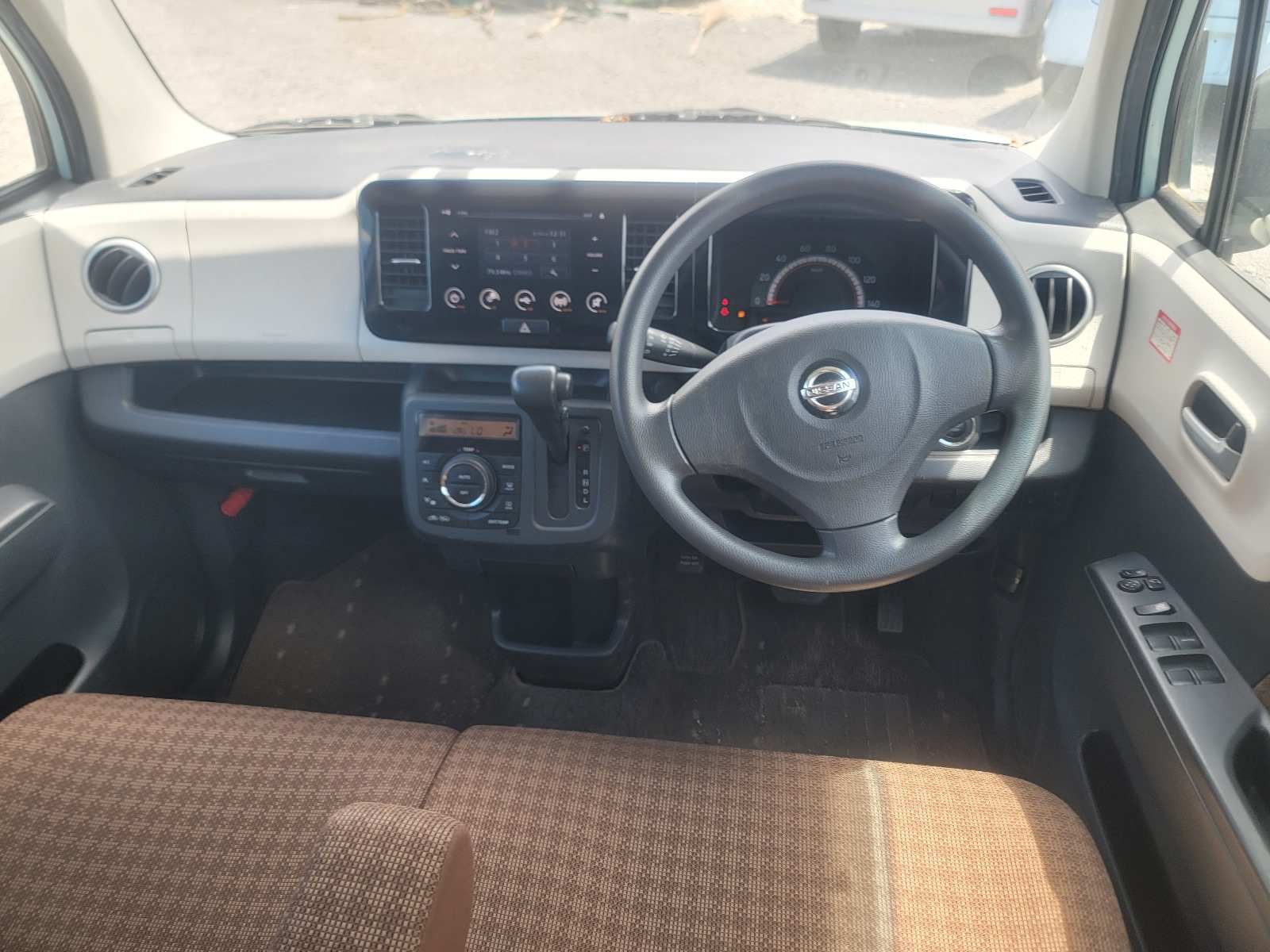 2011 NISSAN MOCO DBA-MG33S