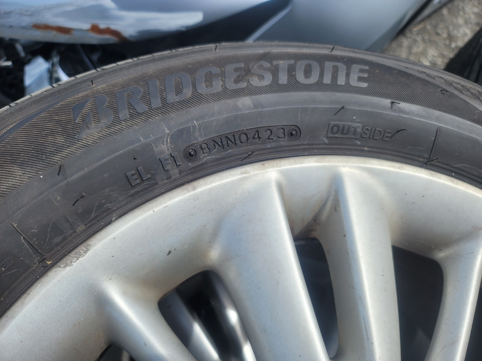 MIX ALL SIZE TIRES GOOD