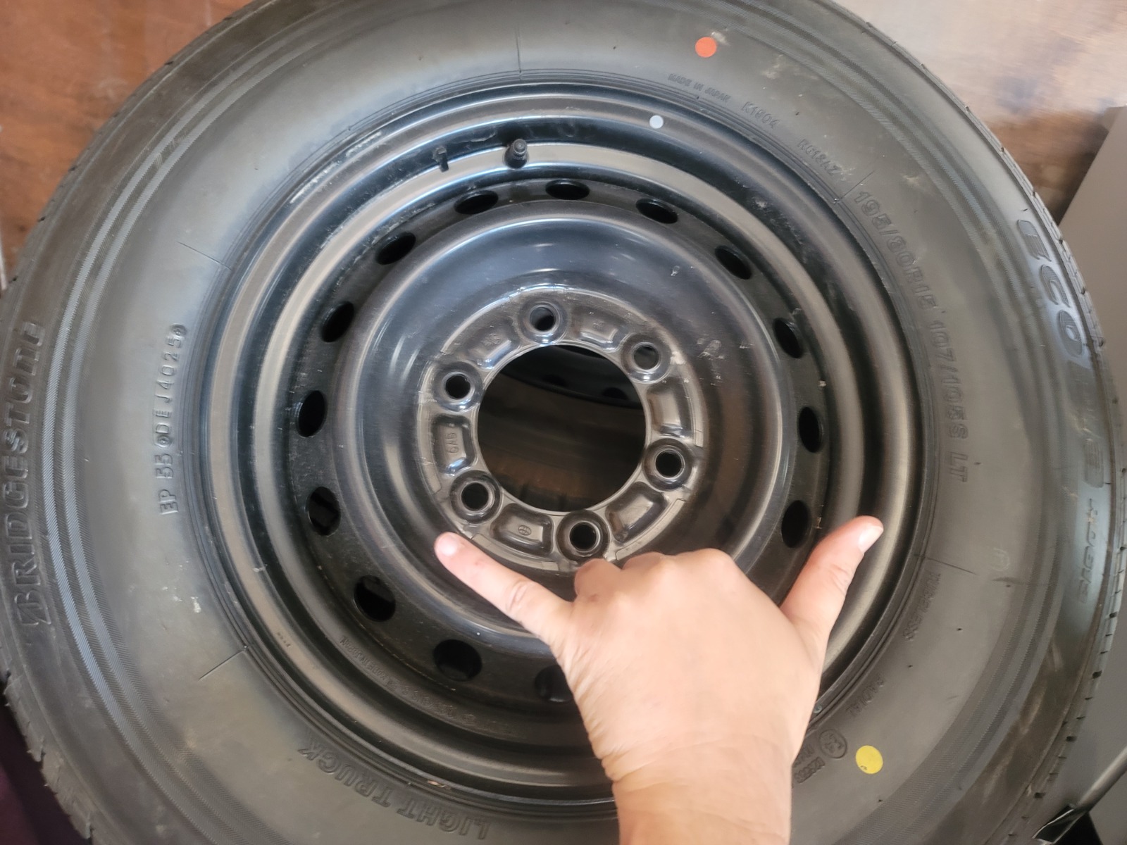 MIX ALL SIZE TIRES GOOD