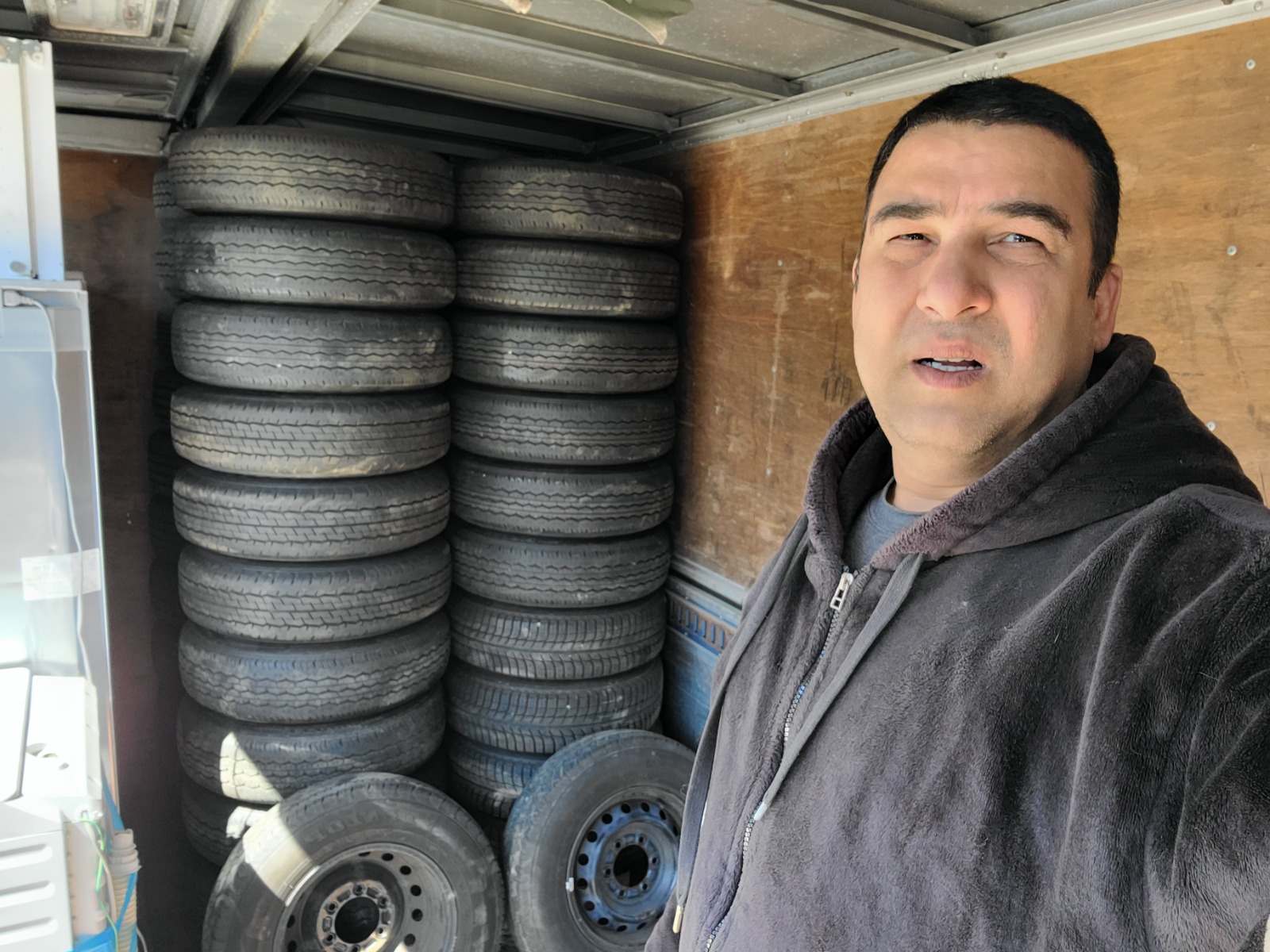 MIX ALL SIZE TIRES GOOD