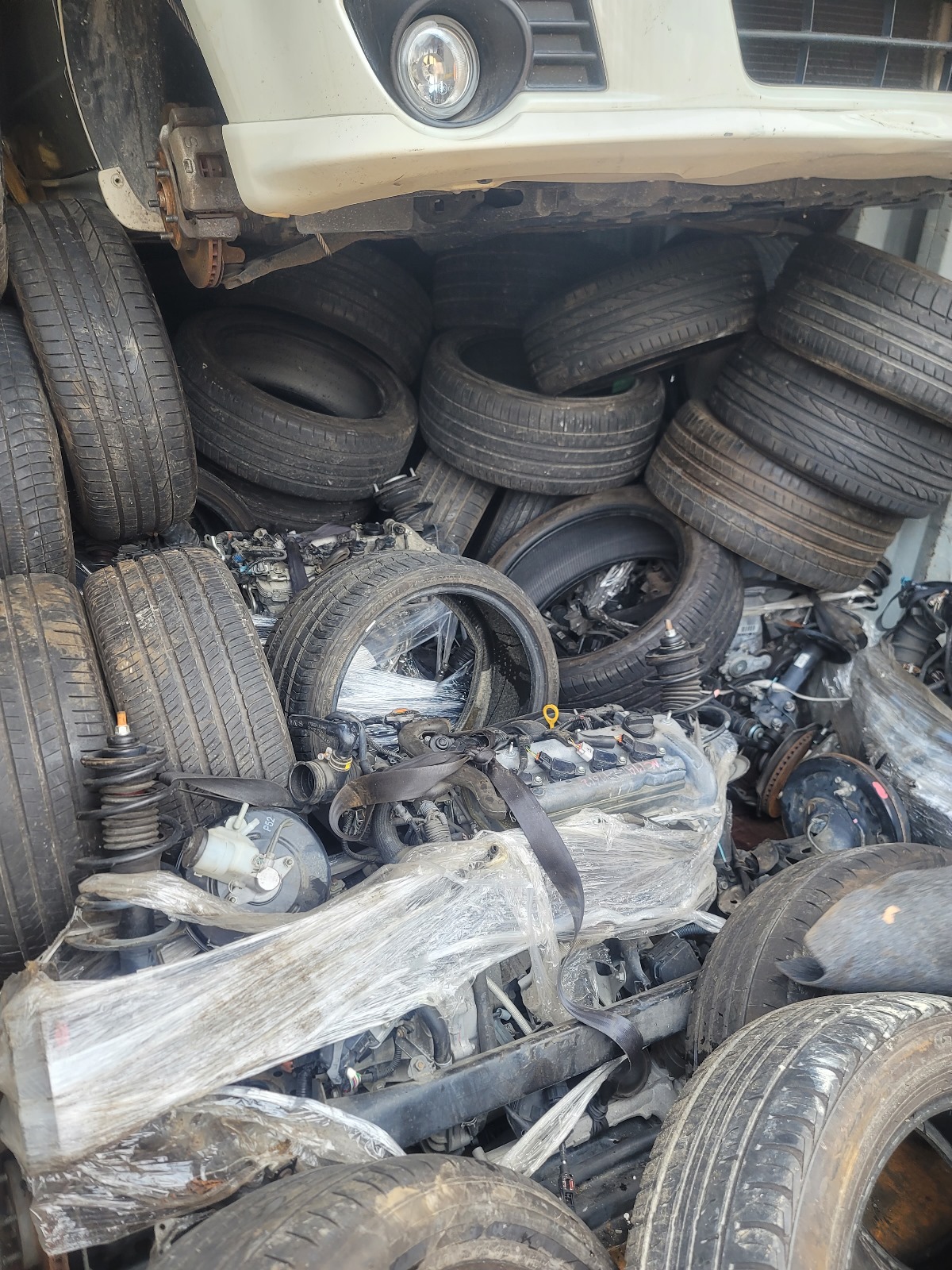 MIX ALL SIZE TIRES GOOD