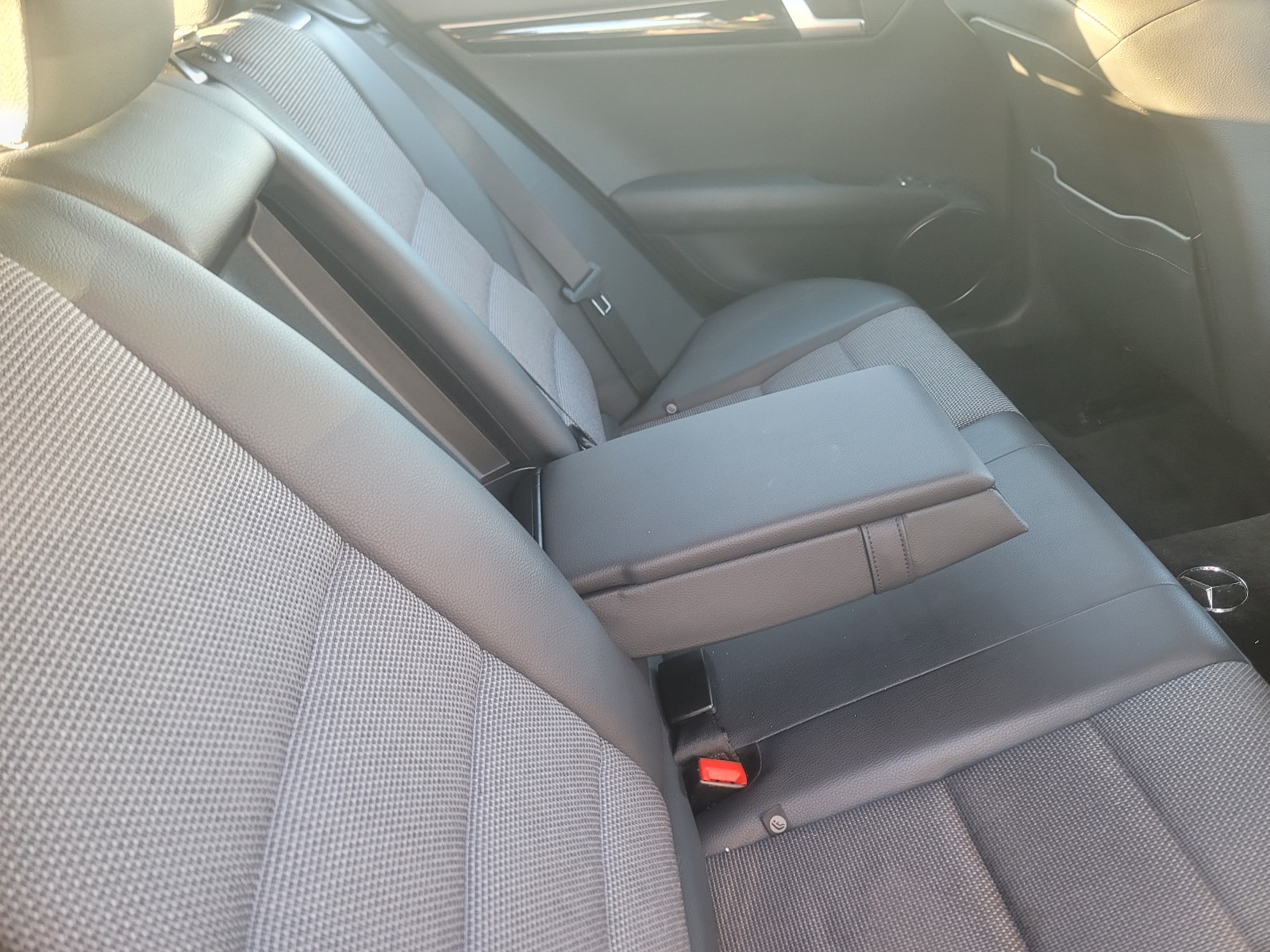 2012 MERCEDES-BENZ C-CLASS WDD-204248