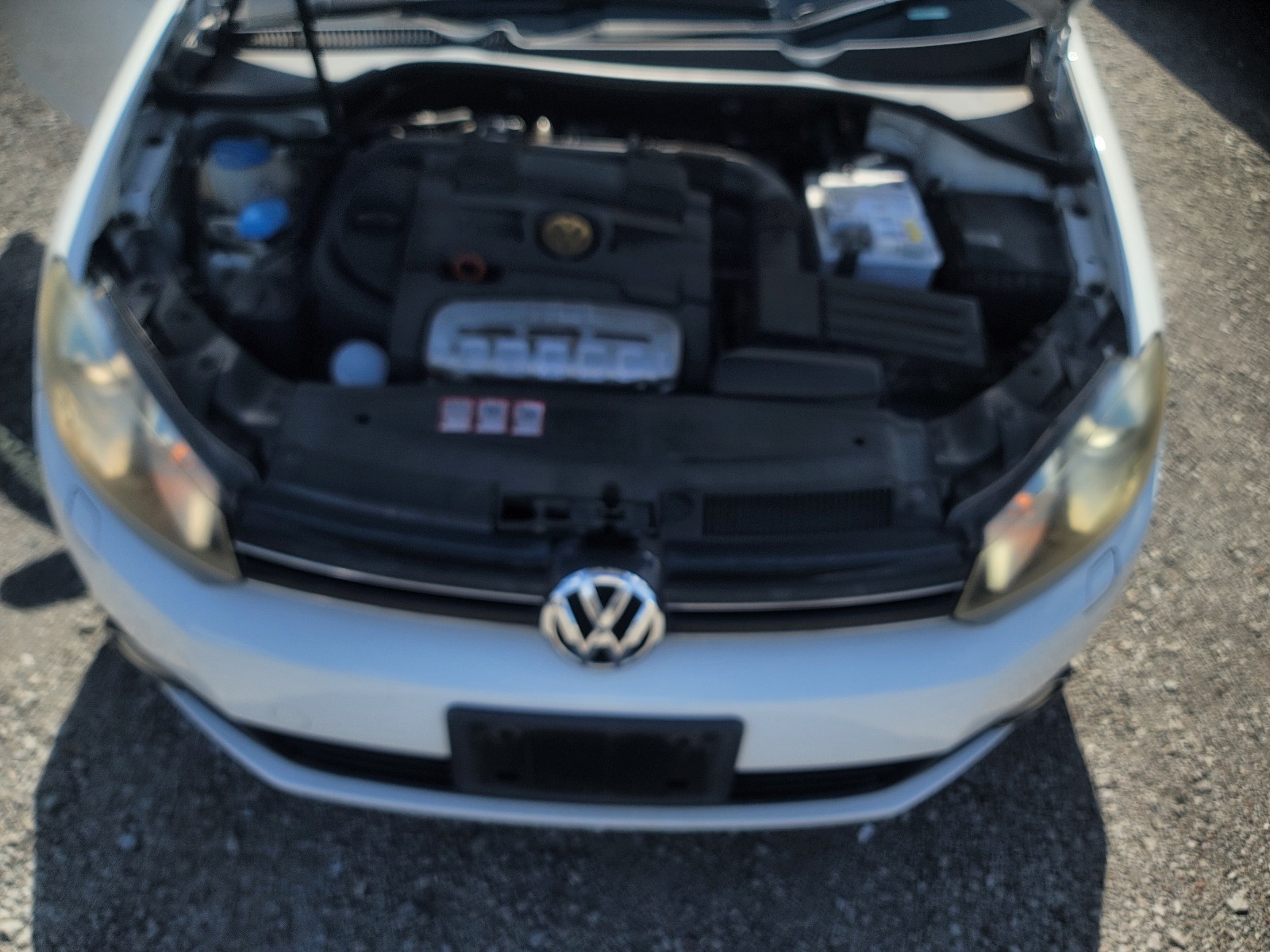 2010 VOLKSWAGEN GOLF