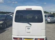 2005 DAIHATSU VAN WHITE PEARL