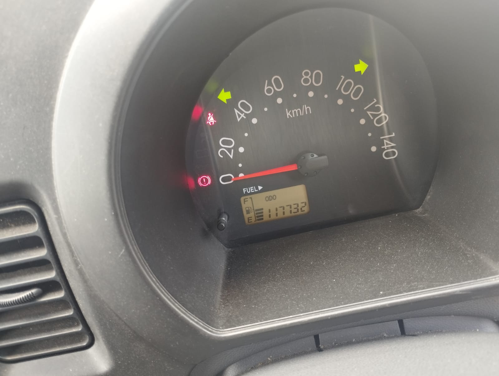 2005 DAIHATSU VAN WHITE PEARL