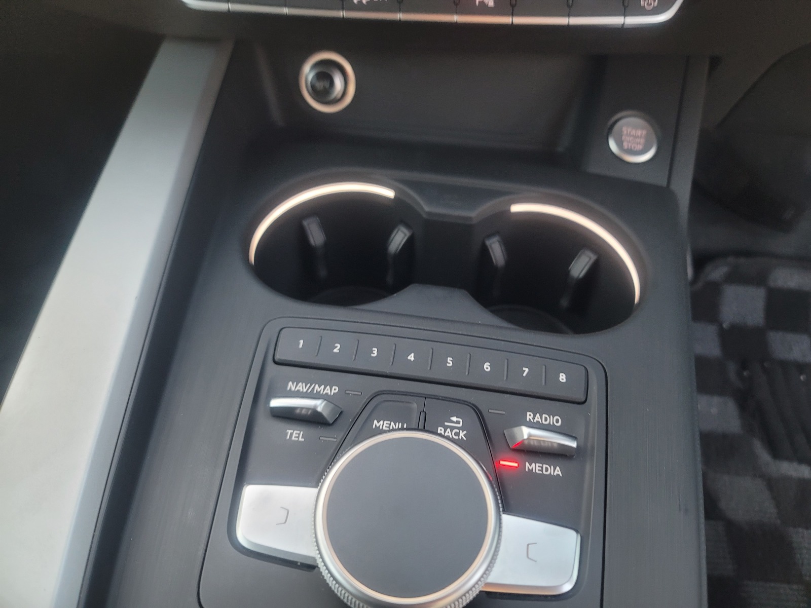 AUDI A4 TFSI 2017 WAGON