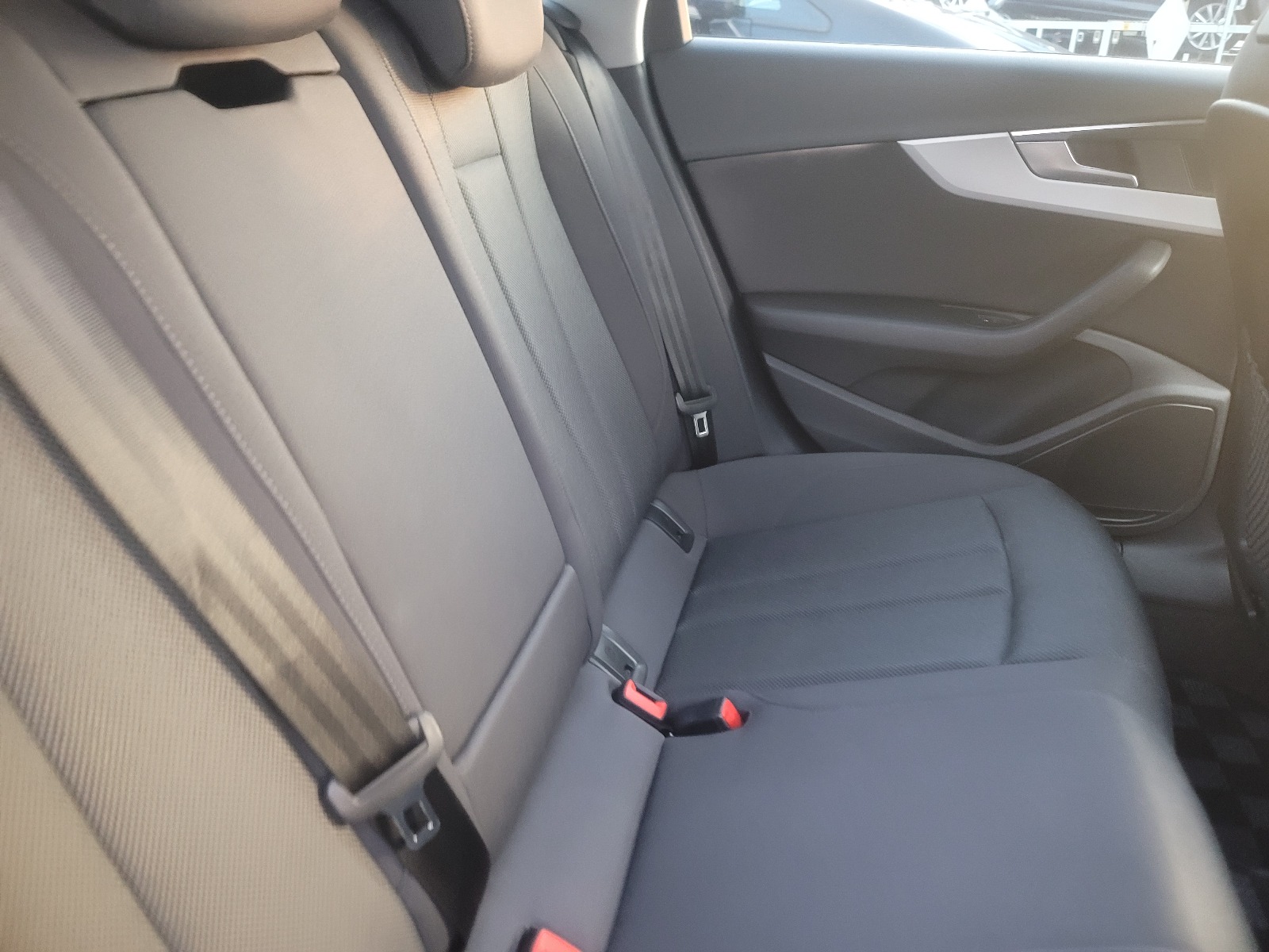 AUDI A4 TFSI 2017 WAGON