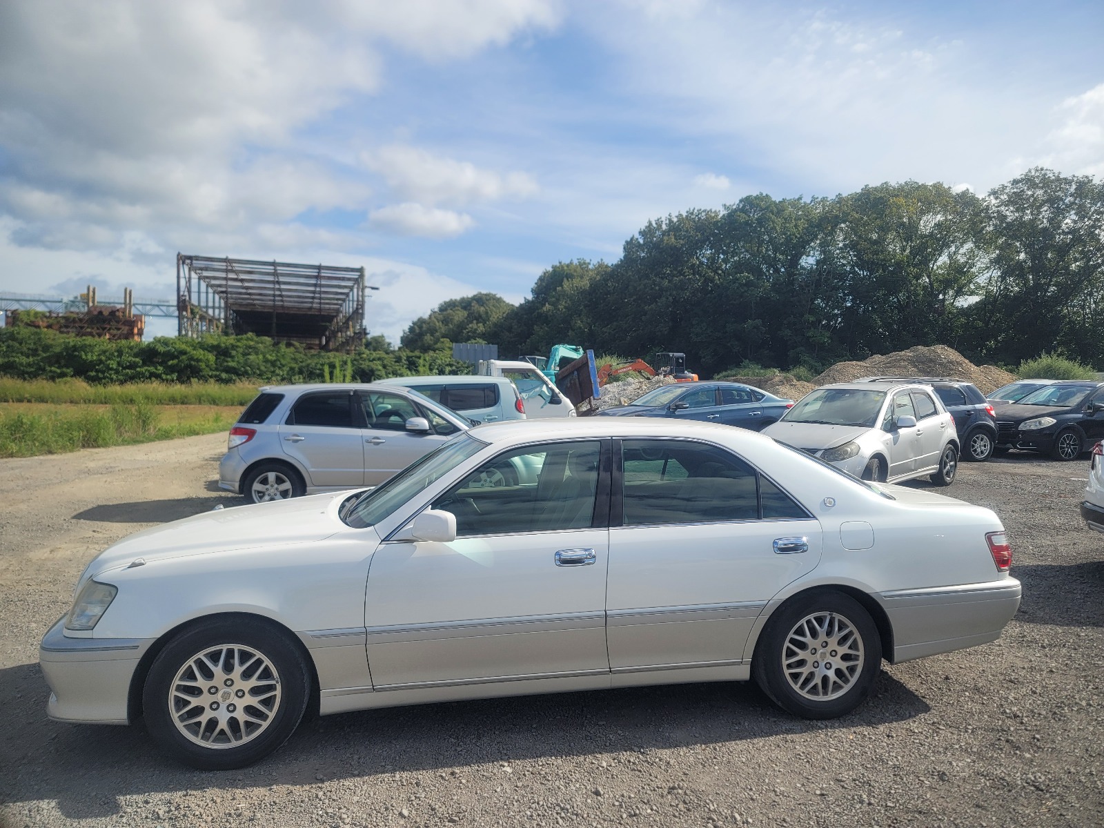 TOYOTA CROWN MODEL FEB 2000