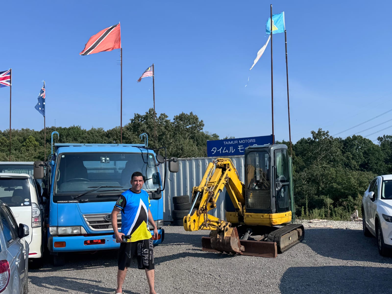 2002 Nissan Condor  Dumper