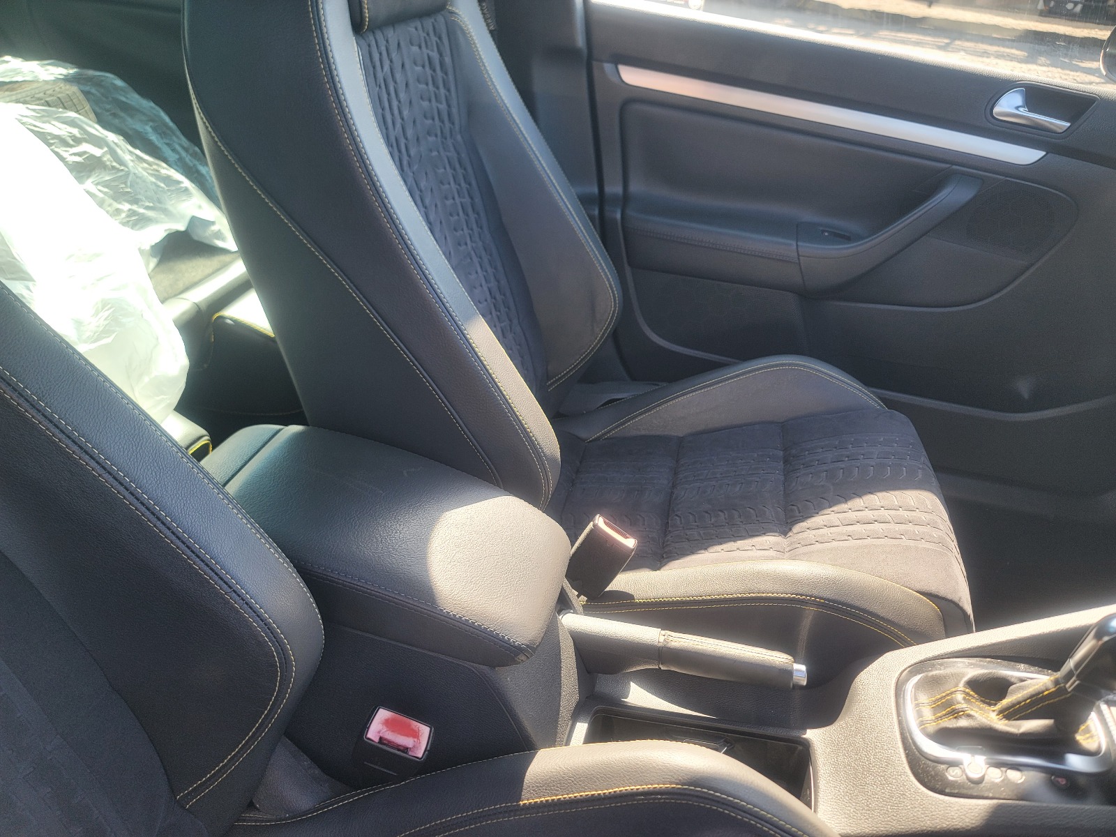 2009 VOLKSWAGON  GOLF