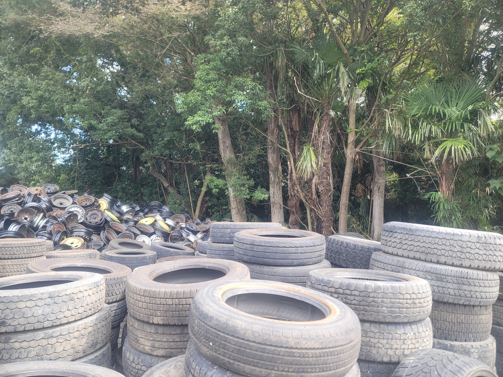 MIX ALL SIZE TIRES GOOD