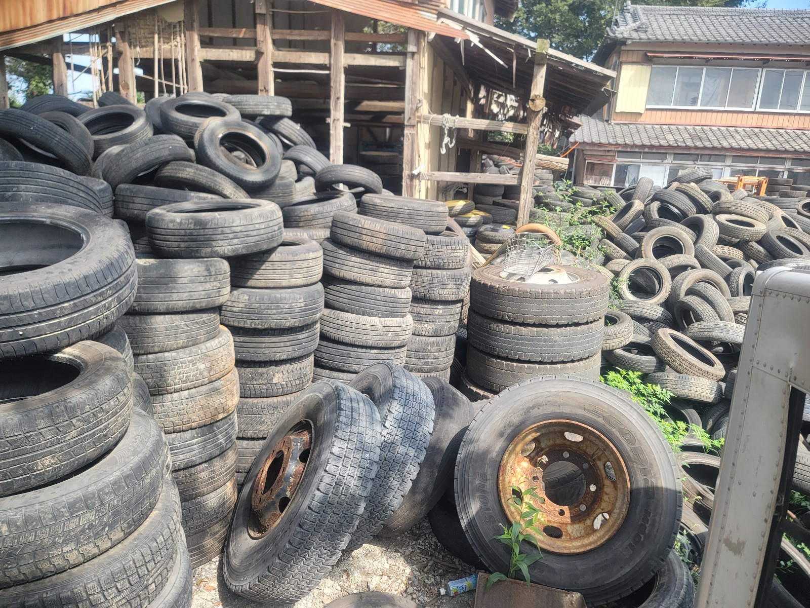 MIX ALL SIZE TIRES GOOD