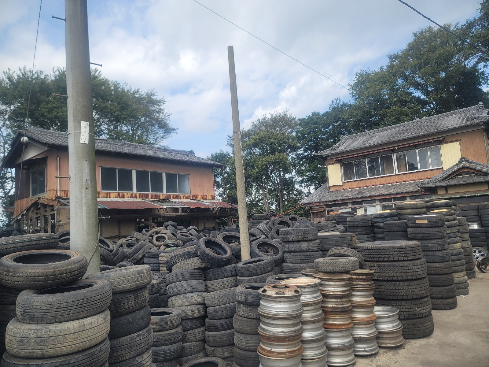 MIX ALL SIZE TIRES GOOD