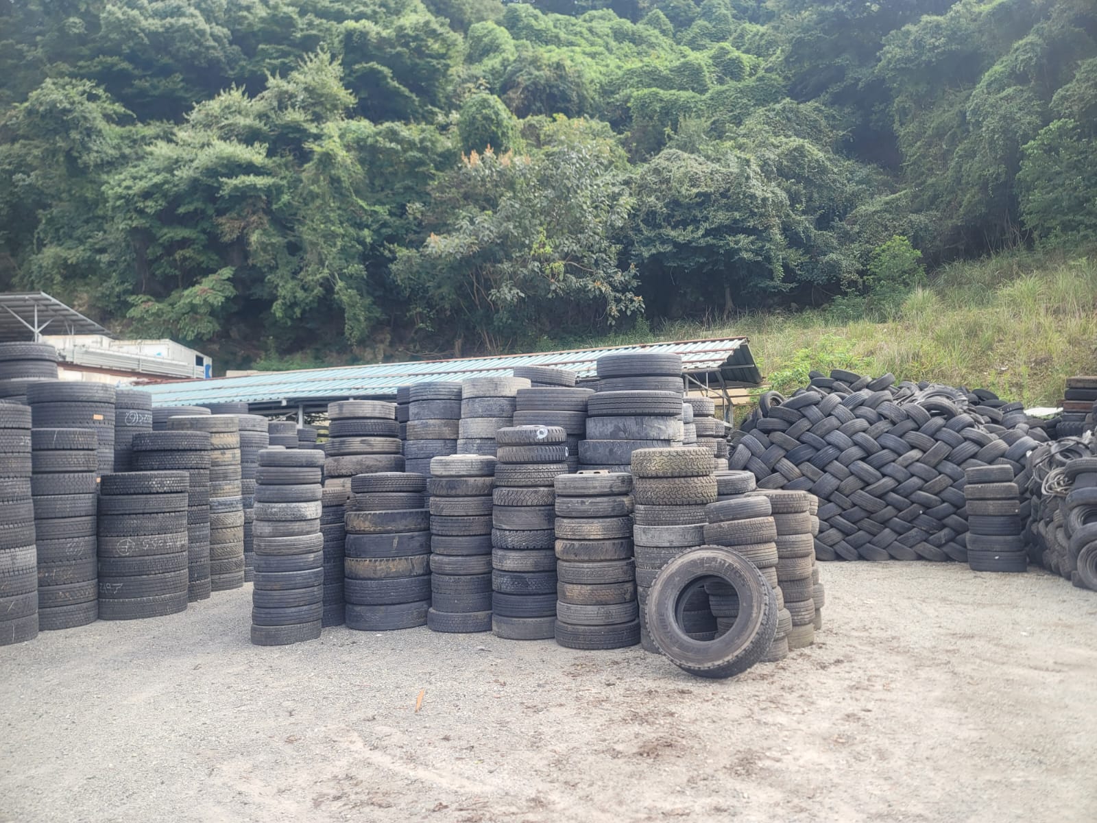 MIX ALL SIZE TIRES GOOD