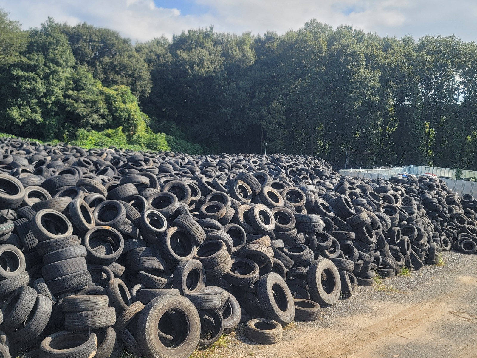 MIX ALL SIZE TIRES GOOD