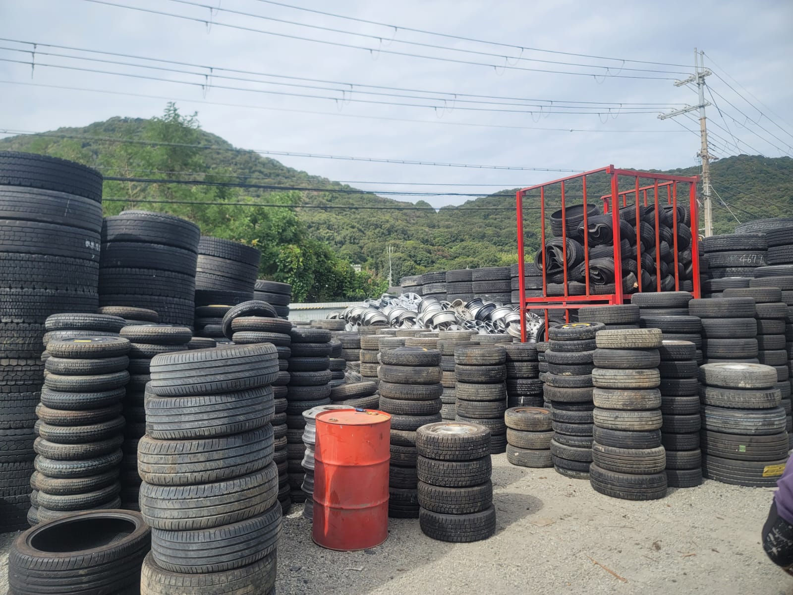 MIX ALL SIZE TIRES GOOD