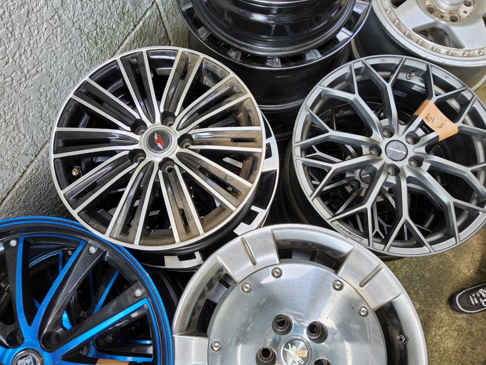 MIX ALL SIZE WHEELS GOOD