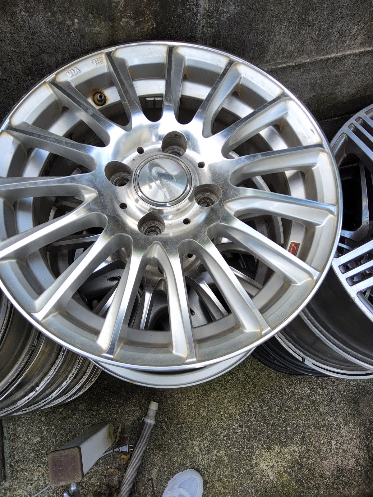 MIX ALL SIZE WHEELS GOOD