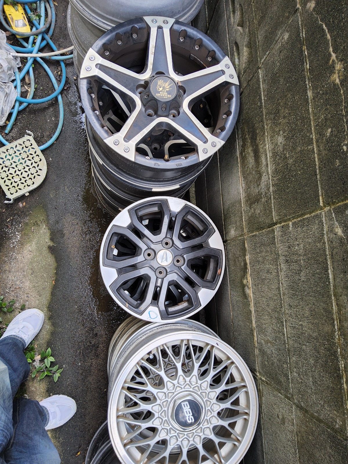 MIX ALL SIZE WHEELS GOOD