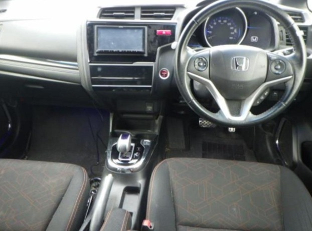 01-2015 HONDA FIT