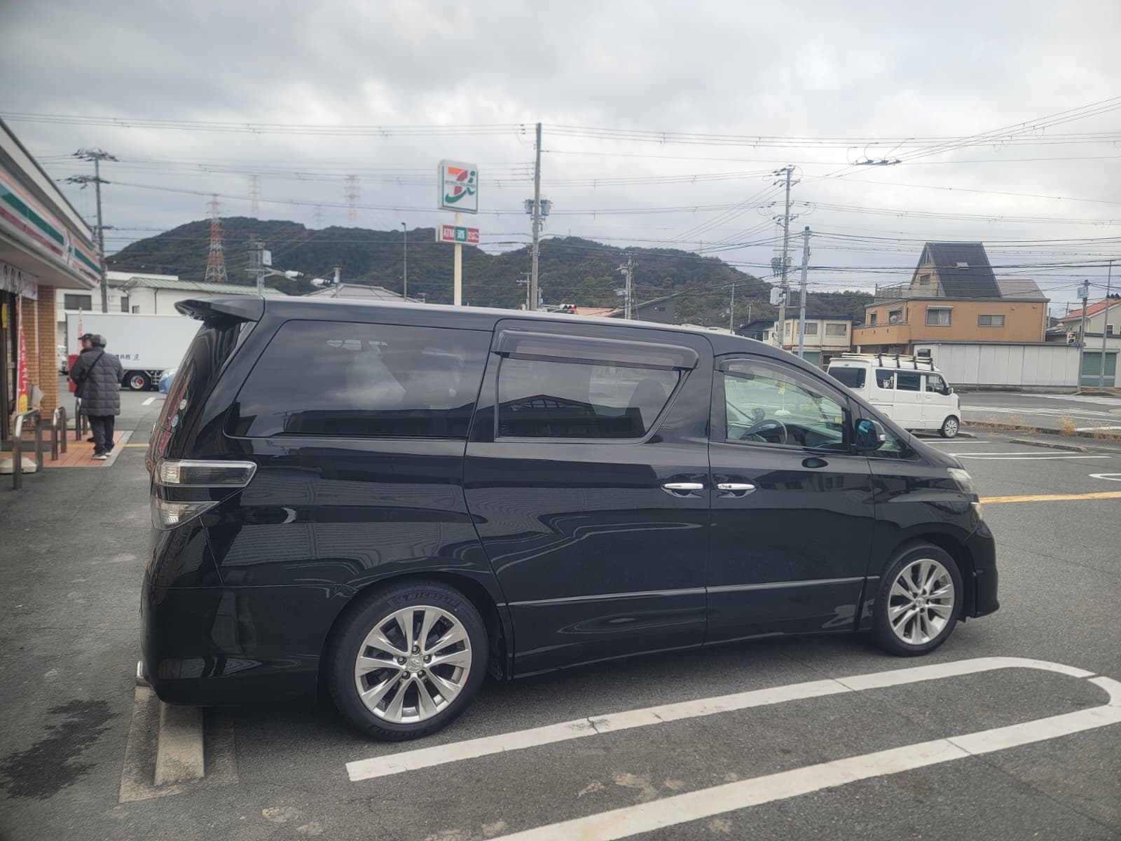 2010 Toyota Velfire
