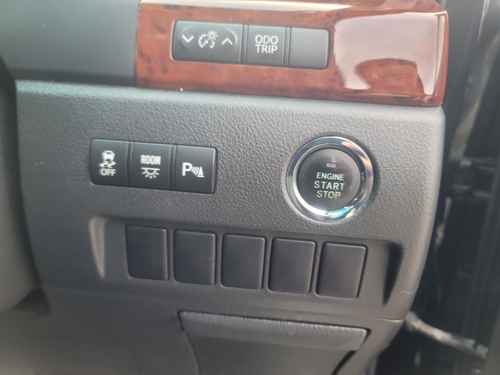 2010 Toyota Velfire