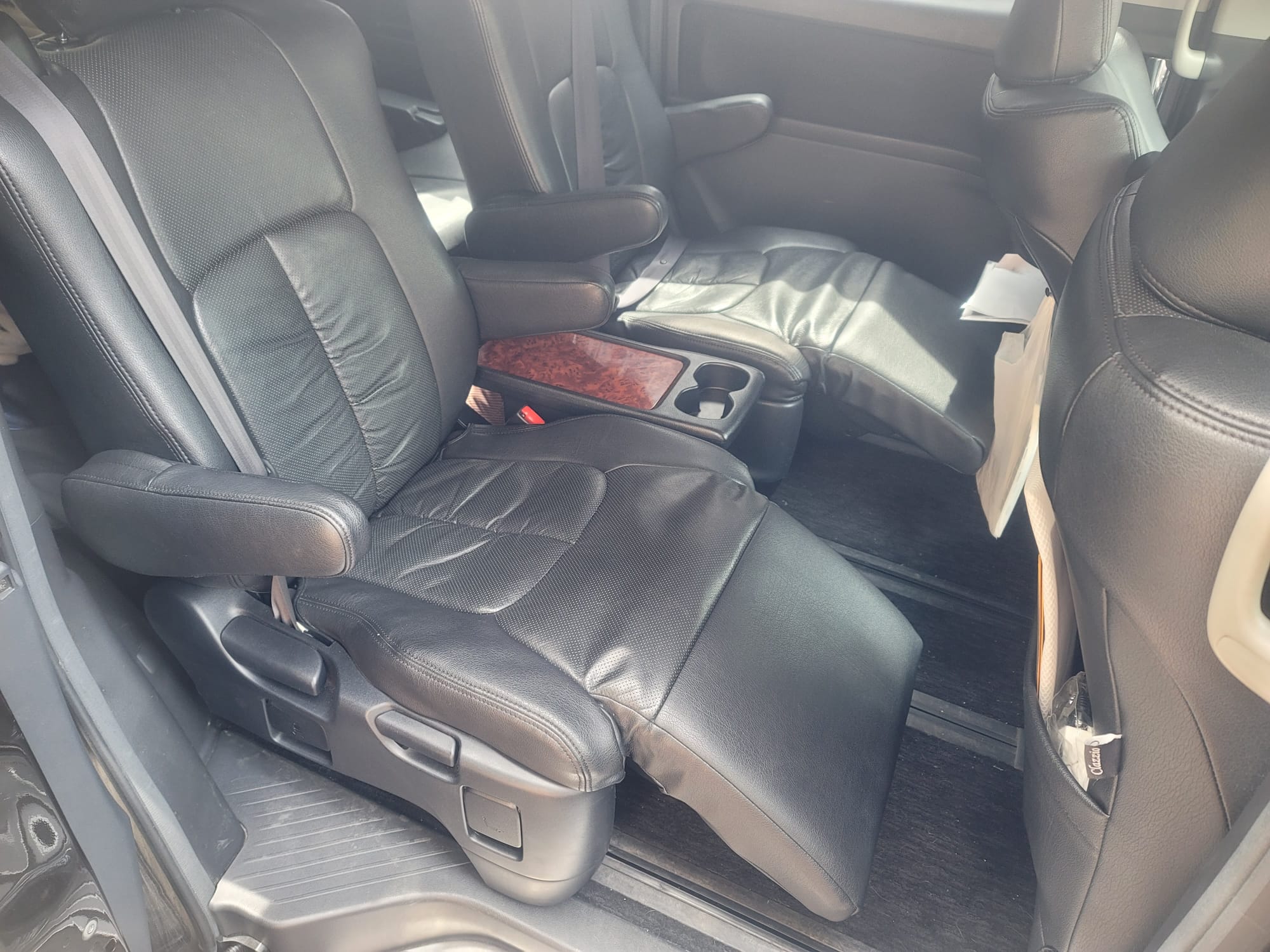 2010 Toyota Velfire