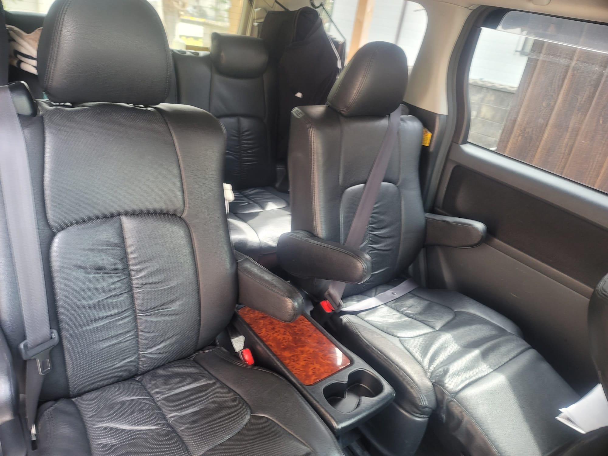 2010 Toyota Velfire