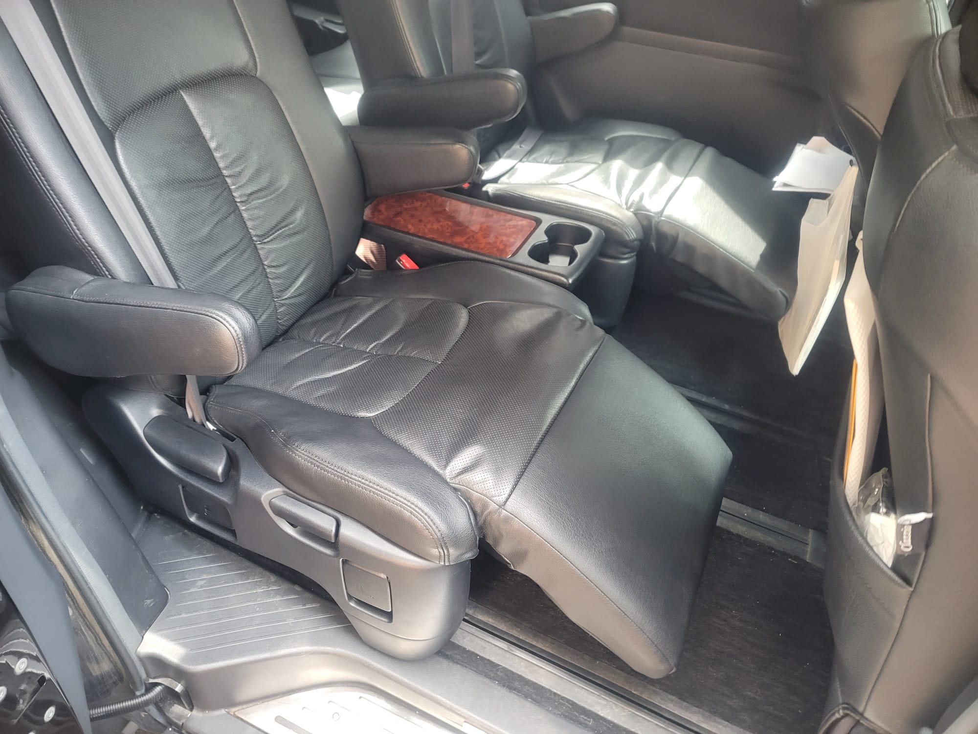 2010 Toyota Velfire
