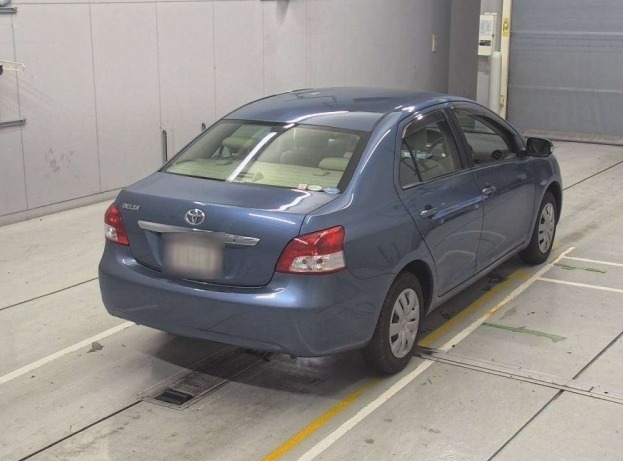 11-2010 TOYOTA BELTA