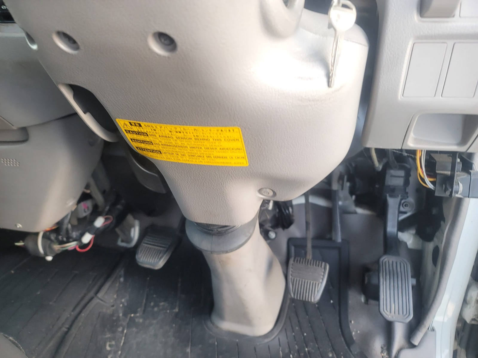 2-2010 TOYOTA TOWN-ACE FREEZER