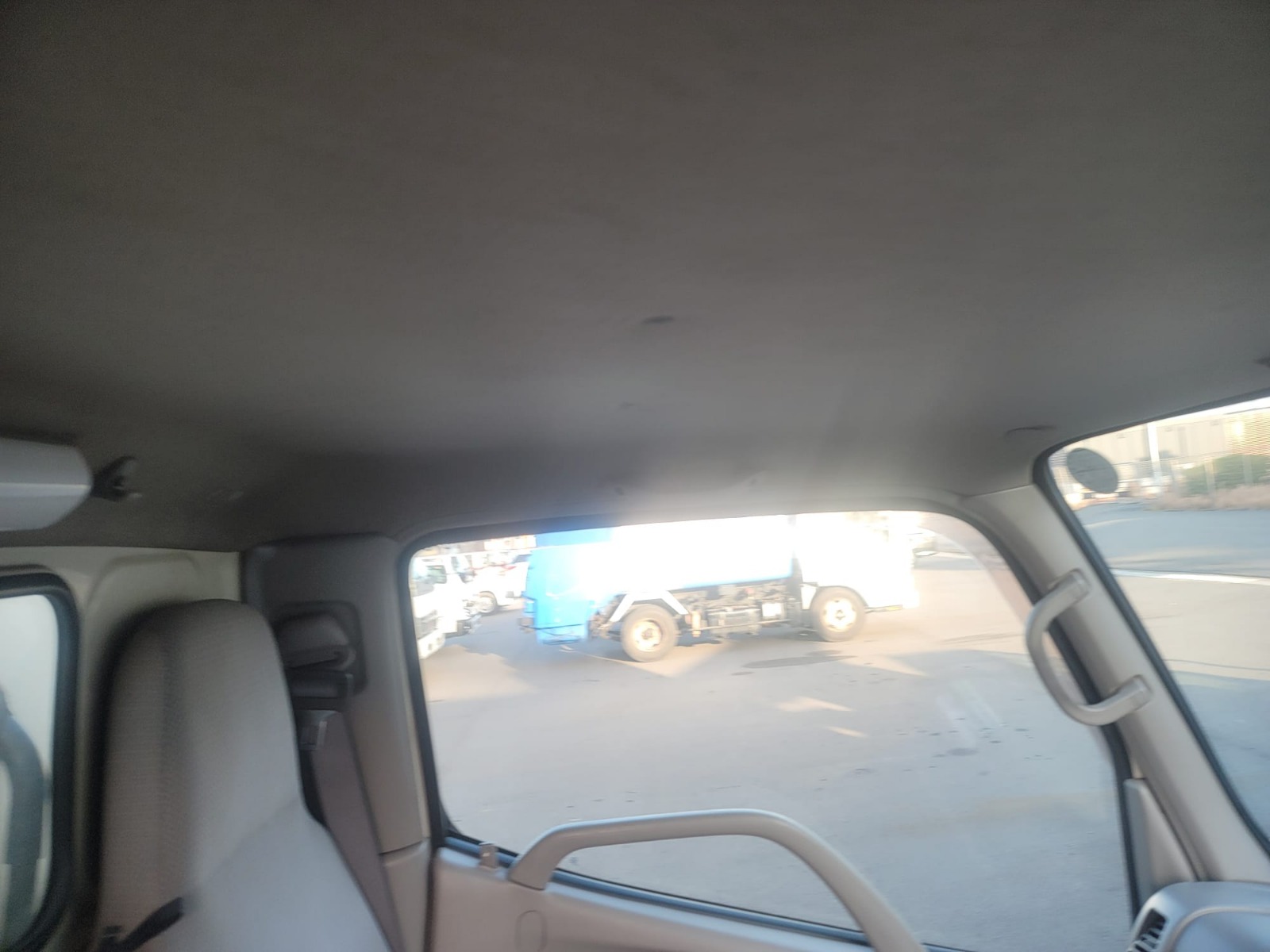 2-2010 TOYOTA TOWN-ACE FREEZER