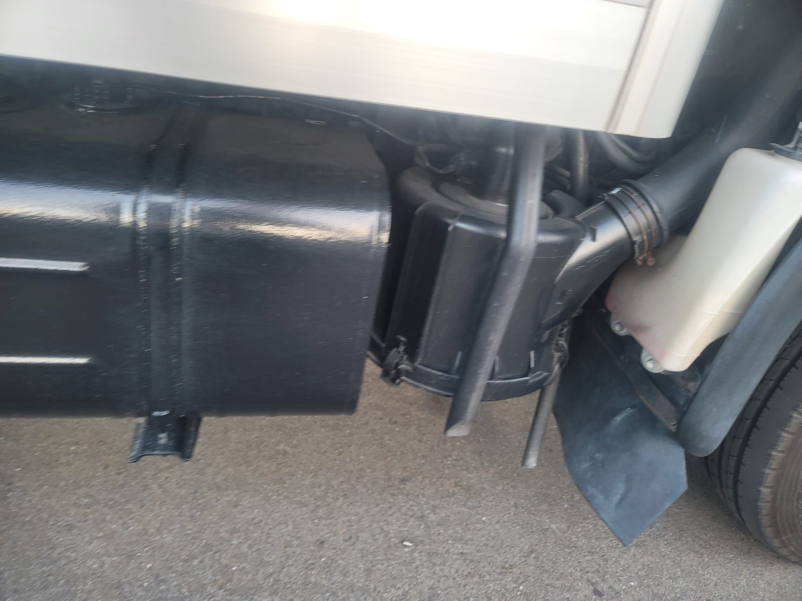 2-2010 TOYOTA TOWN-ACE FREEZER