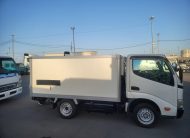 2-2010 TOYOTA TOWN-ACE FREEZER
