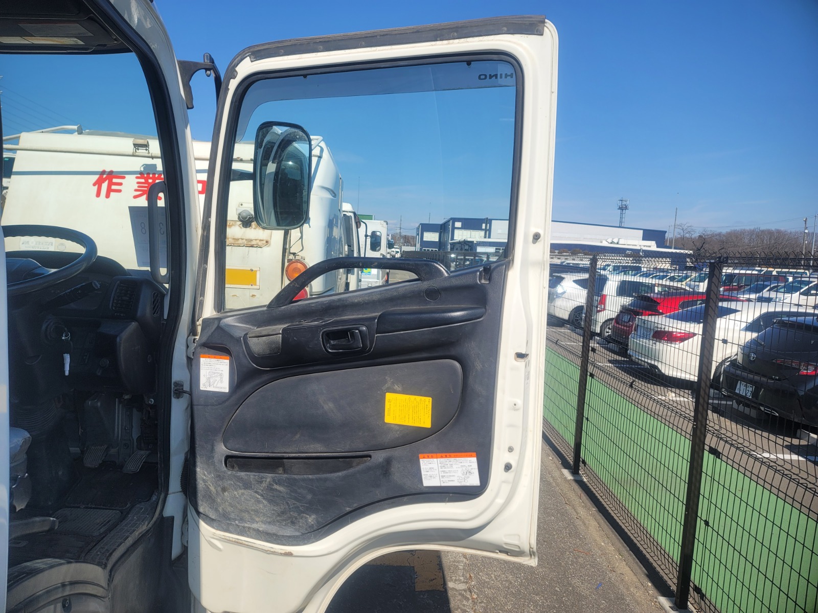 8-2011 HINO RANGER DUMPER
