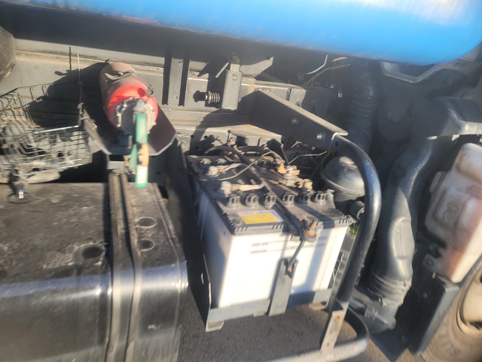3-2014 ISUZU ELF TRUCK BARRAGE COLLECTOR