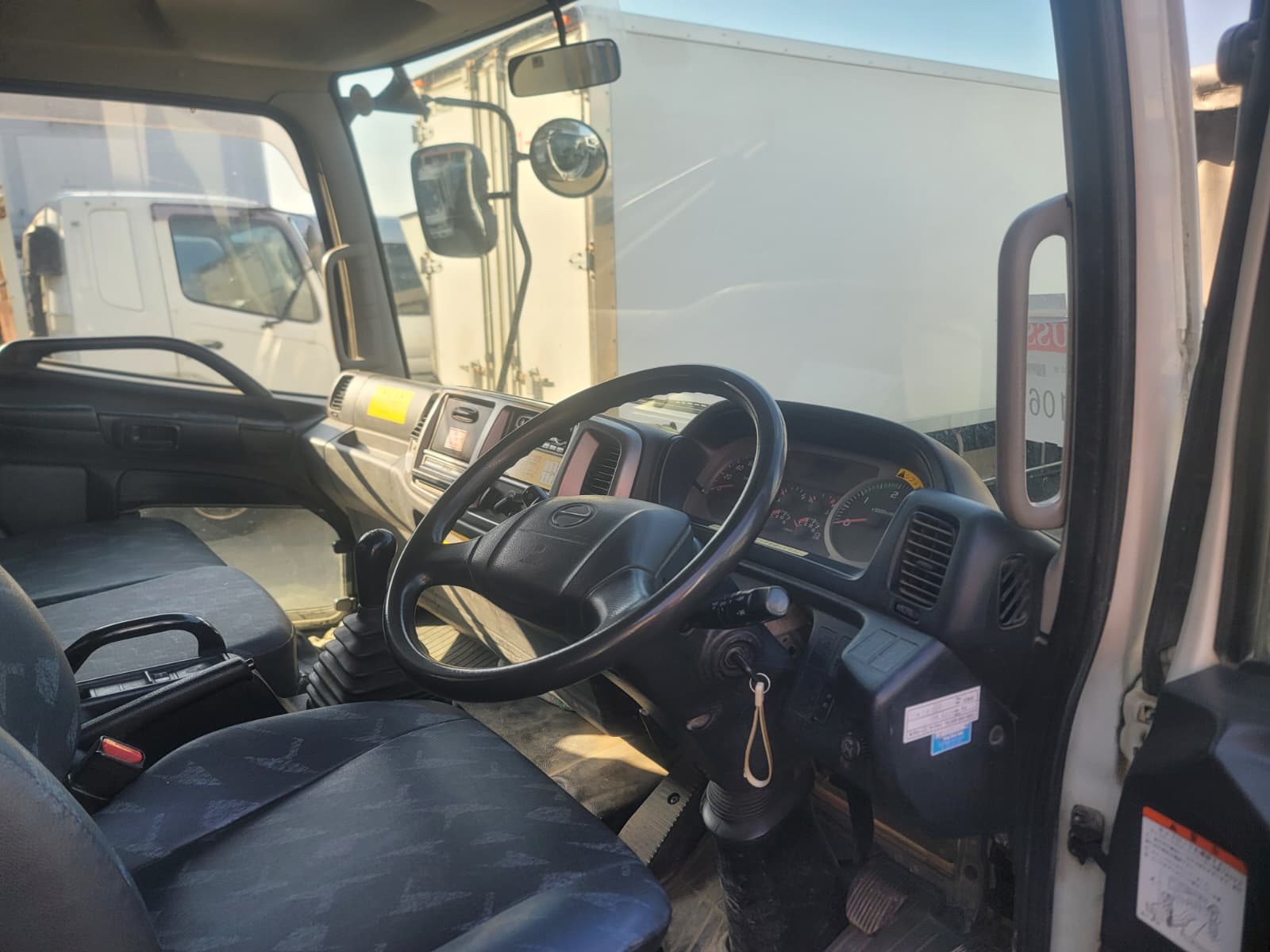 2014 HINO RANGER DUMPER