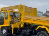 2001 ISUZU FORWARD CRANE DUMPER