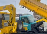2001 ISUZU FORWARD CRANE DUMPER