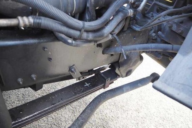02-2007 NISSAN CRANE DUMP