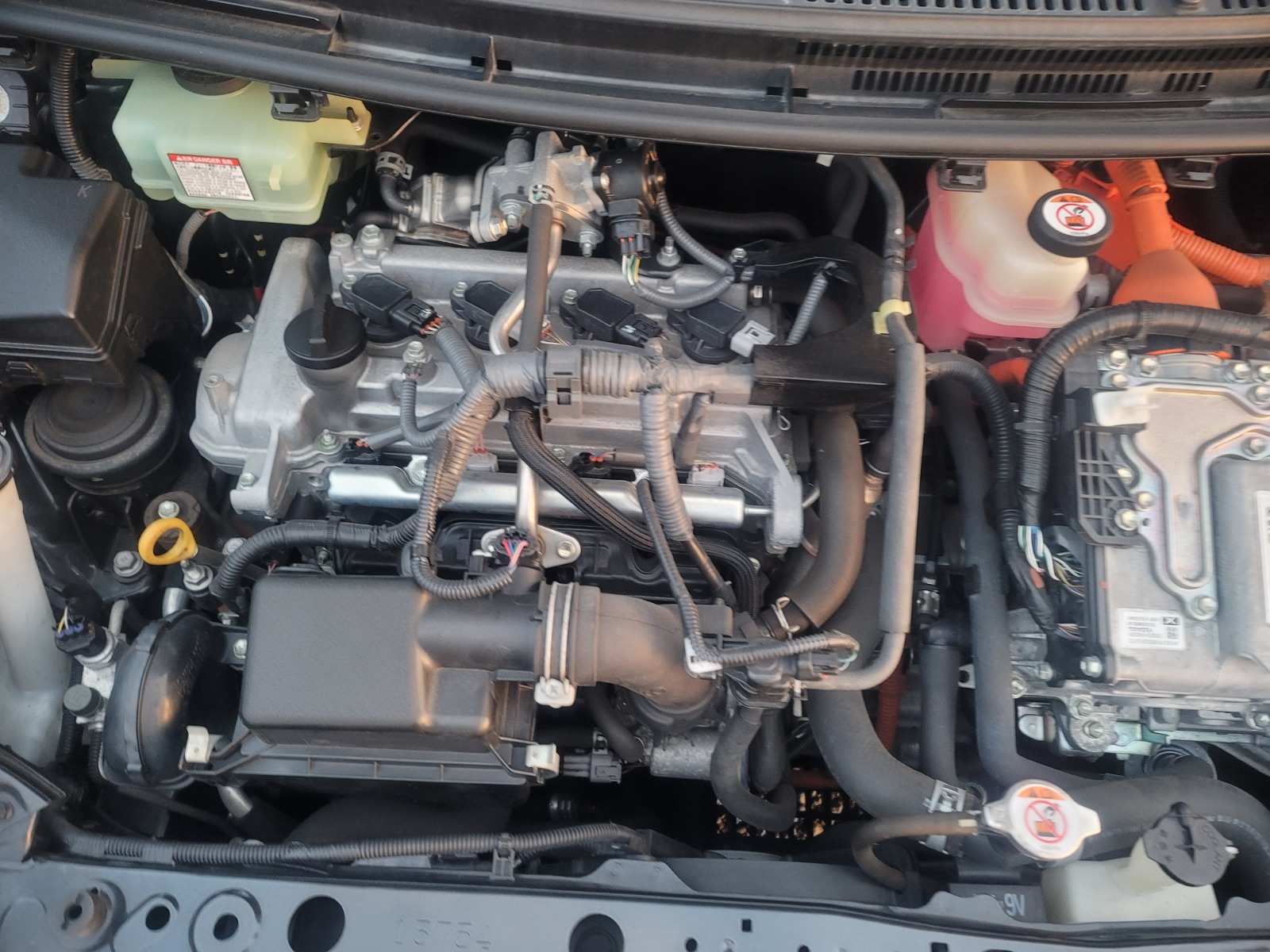 12-2018 TOYOTA AQUA