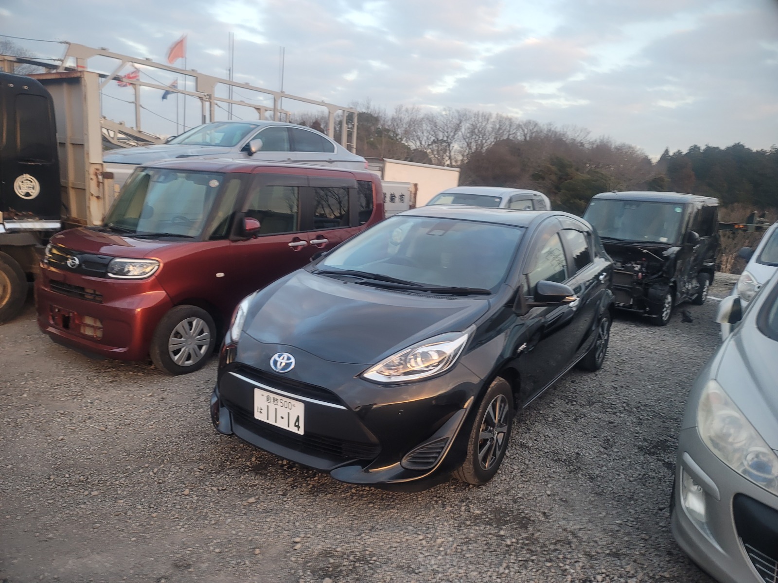 12-2018 TOYOTA AQUA