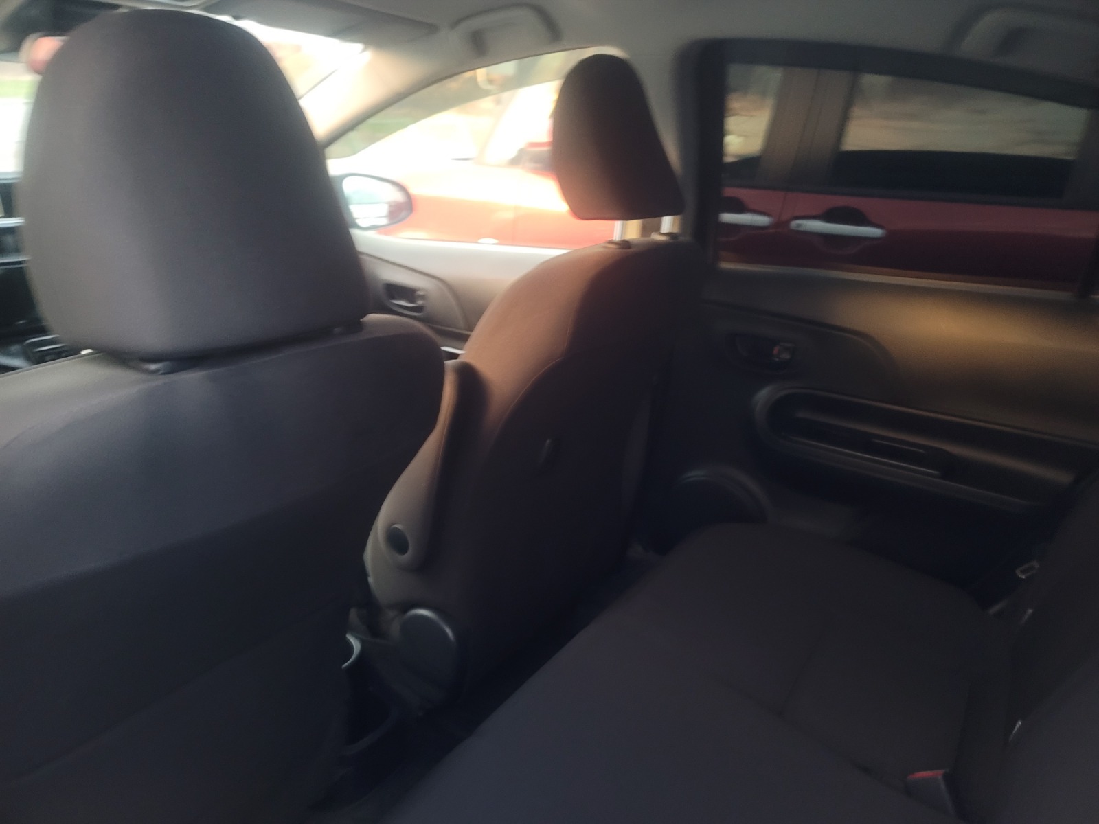 12-2018 TOYOTA AQUA