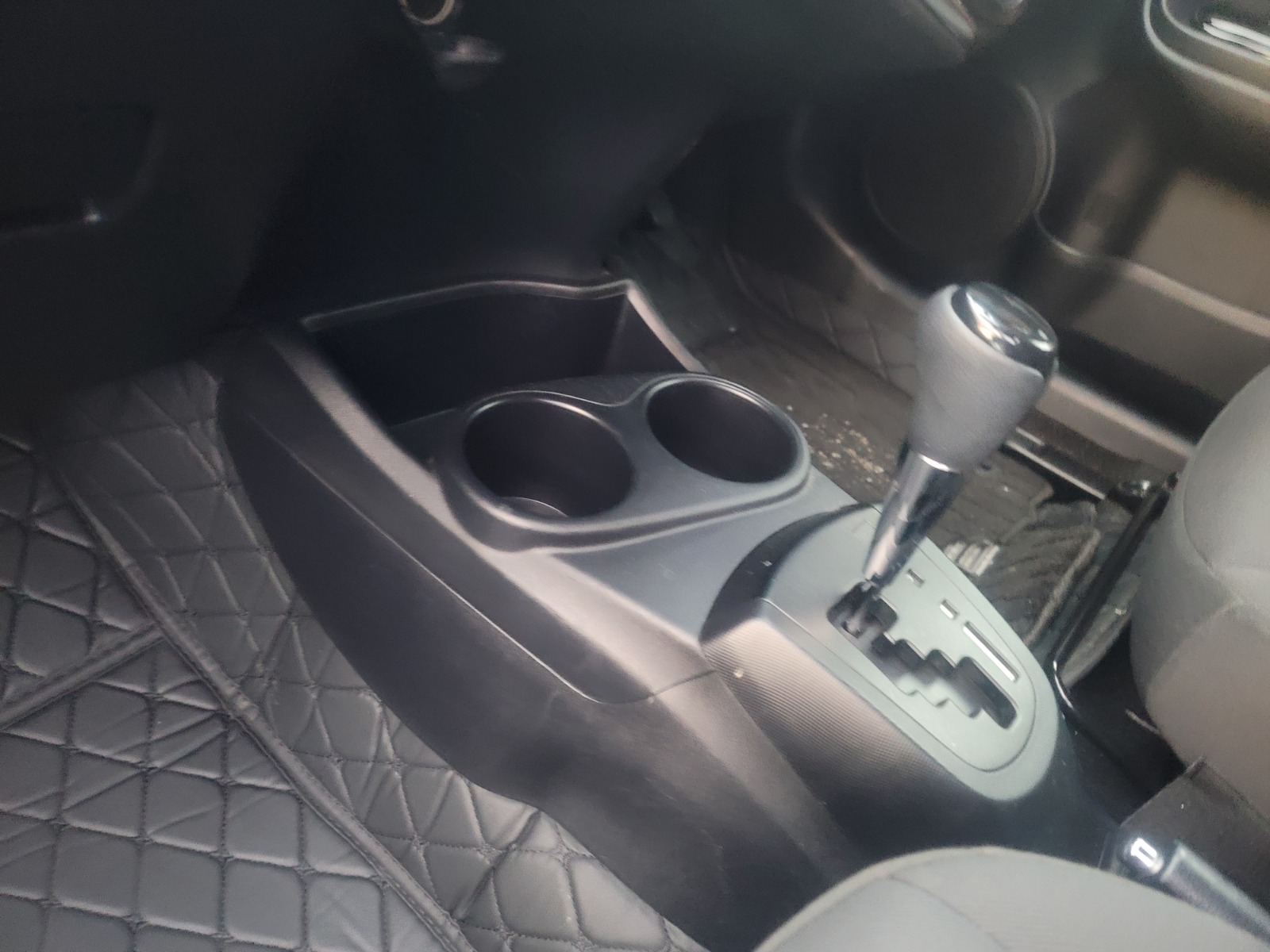 12-2018 TOYOTA AQUA