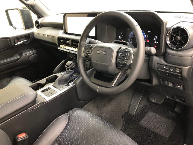 02-2020  TOYOTA LAND CRUISER