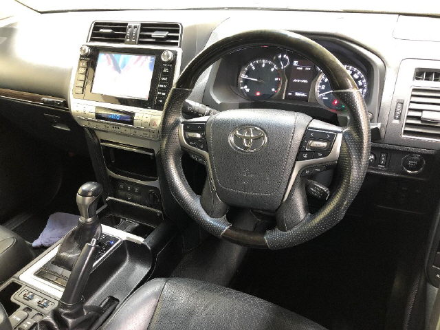 10-2018 TOYOTA PRADO