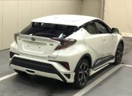 02-2017 TOYOTA C-HR