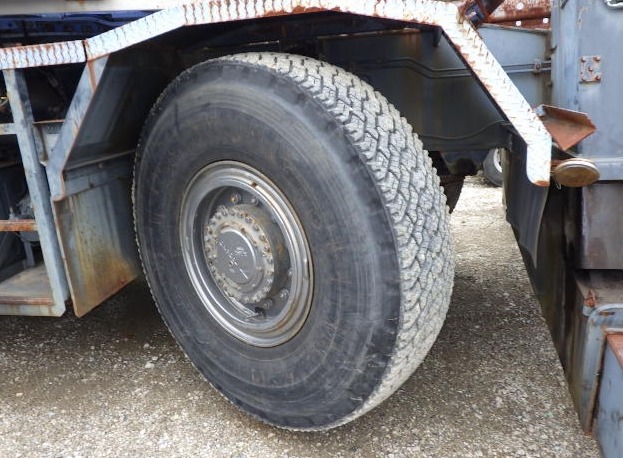 1995 TADANO CRANE