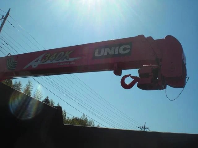 12-1999 NISSAN CONDOR DUMP UNIC CRANE TRUCK